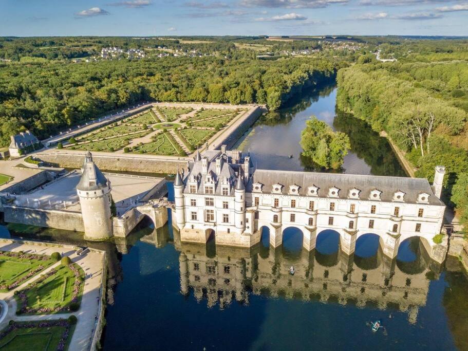 Maison Au Milieu Des Bois Et Des Animaux Jouy-le-Potier エクステリア 写真